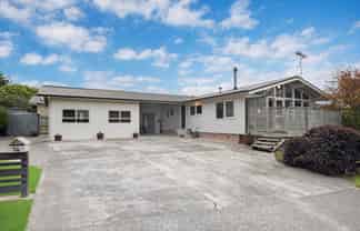 14 Churchill Street, Pukekohe