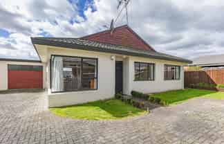 174B Bartholomew Road, Levin