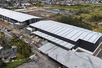 Brand New Rear Unit Warehouse