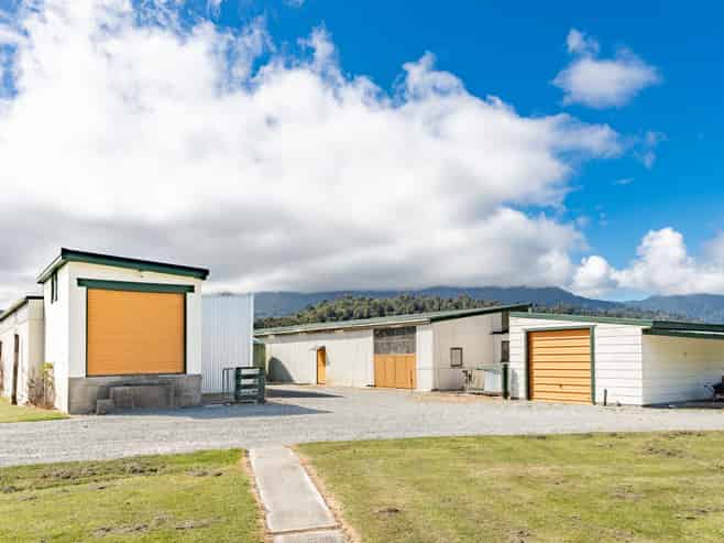 1084 Nikau Road, SH67, Mokihinui