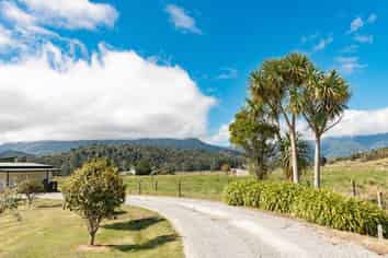 1084 Nikau Road, SH67, Mokihinui