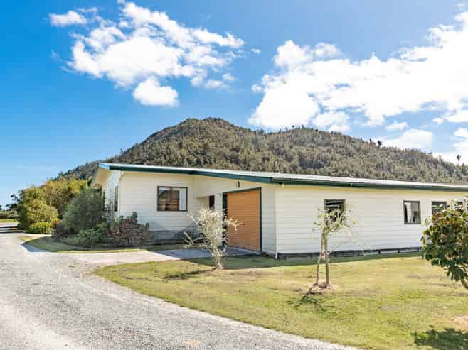 1084 Nikau Road, SH67, Mokihinui