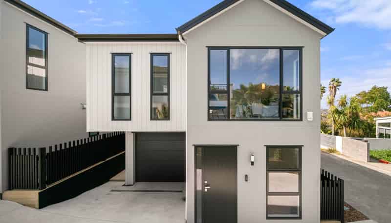 34A Ian Sage Avenue, Torbay
