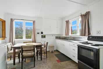 293 Pine Hill Road, Liberton