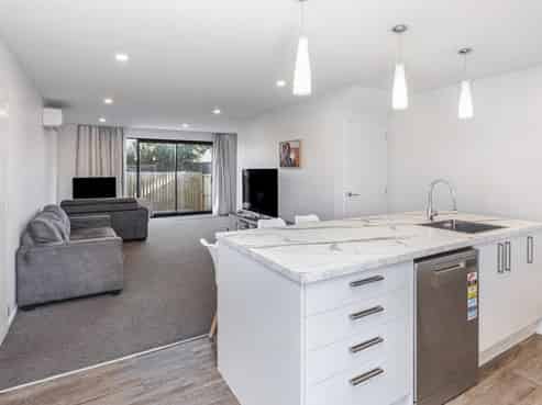 4/38 Wildberry Street, Woolston