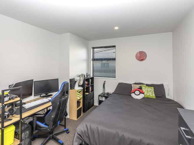 2/38 Wildberry Street, Woolston