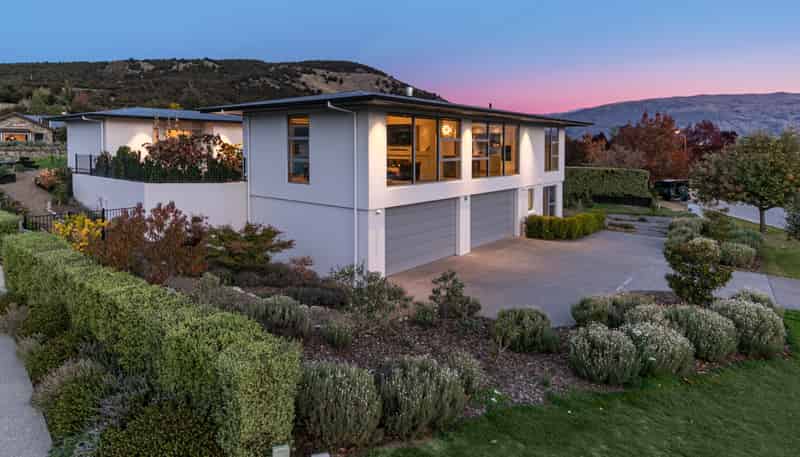 10 Bevan Place, Wanaka