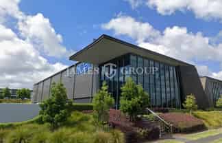 High-Profile A-Grade Warehouse | + 22 Carparks