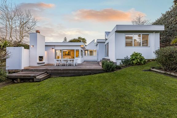 Sold - 16 Prestige Place, Castor Bay - realestate.co.nz