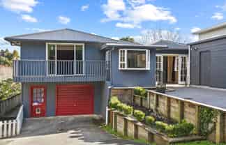 8 Awanui Street, Merrilands