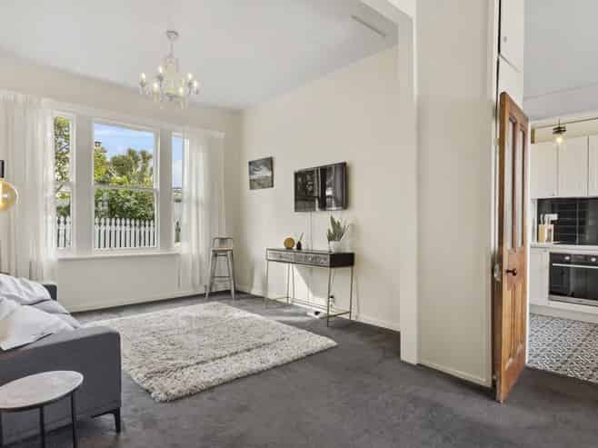 47 Russell Street, Dunedin Central