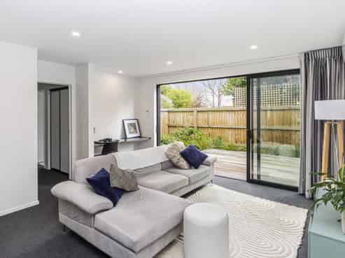 3/677 Worcester Street, Linwood
