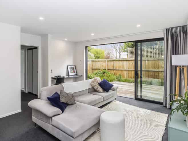 3/677 Worcester Street, Linwood