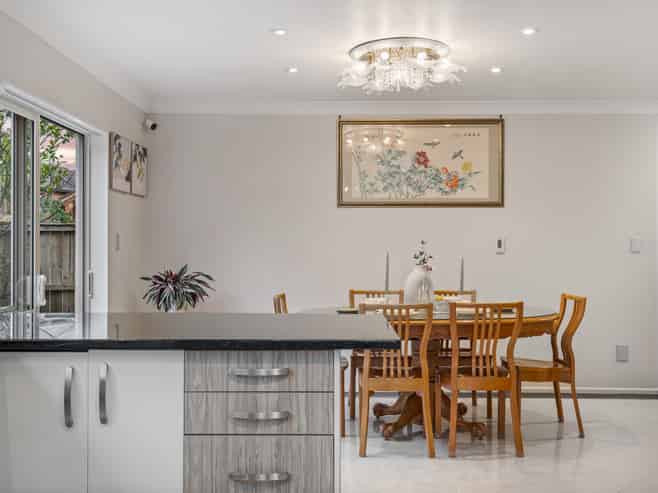 18 Tollana Road, Te Atatu Peninsula