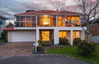 18 Tollana Road, Te Atatu Peninsula