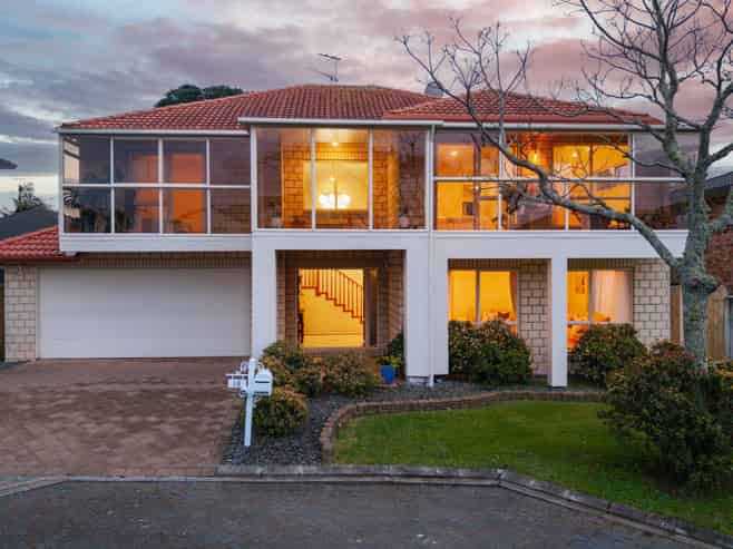 18 Tollana Road, Te Atatu Peninsula