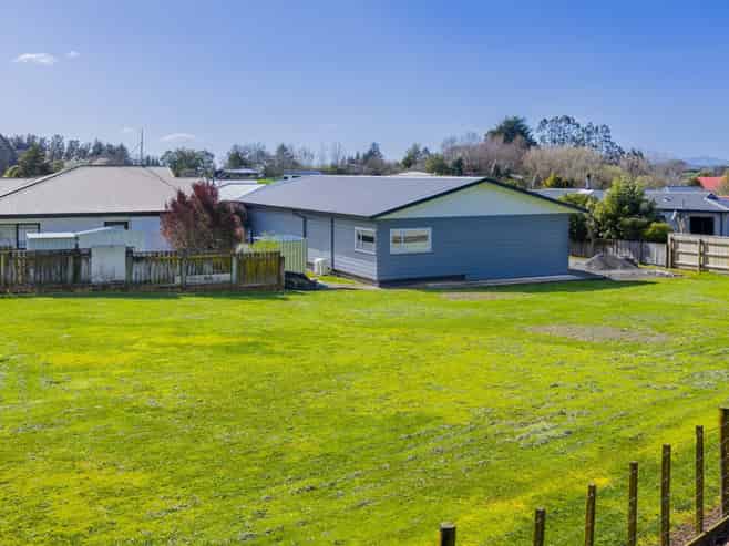 12 Abbot Avenue, Waipawa