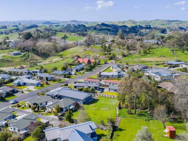 12 Abbot Avenue, Waipawa