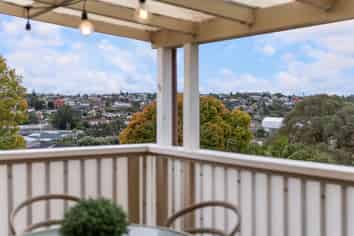 1/3 Lynngate Place, Hillcrest
