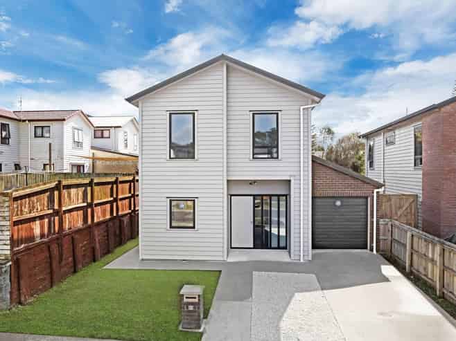 83 Kaimoana Street, Weymouth