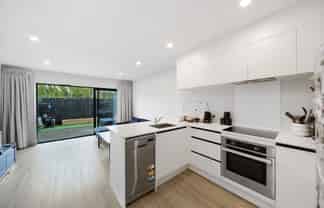 28/137 Hall Avenue, Favona