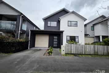15 Autumn Blaze Street, Hobsonville