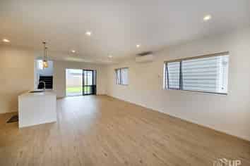 15 Autumn Blaze Street, Hobsonville