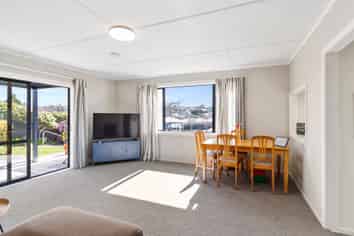 1/8 Douglas Street, Highfield