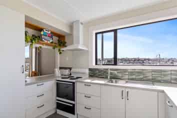 1/8 Douglas Street, Highfield
