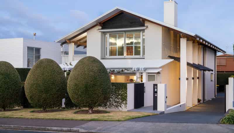 19 Muritai Road, Milford