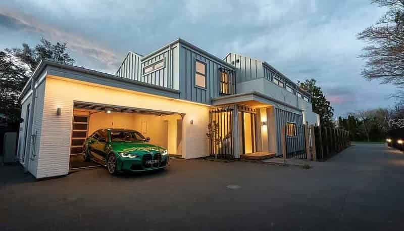 8 Girvan Street, Fendalton