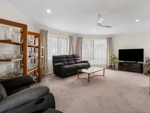 41 Village Park Drive, Welcome Bay