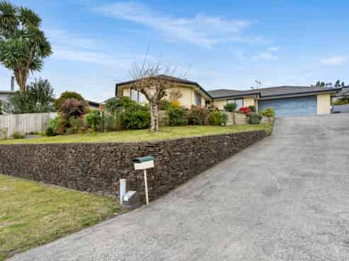 41 Village Park Drive, Welcome Bay