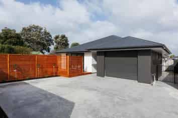 210A Tremaine Avenue, Highbury