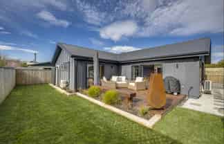 733 Ngaio Street, Mahora
