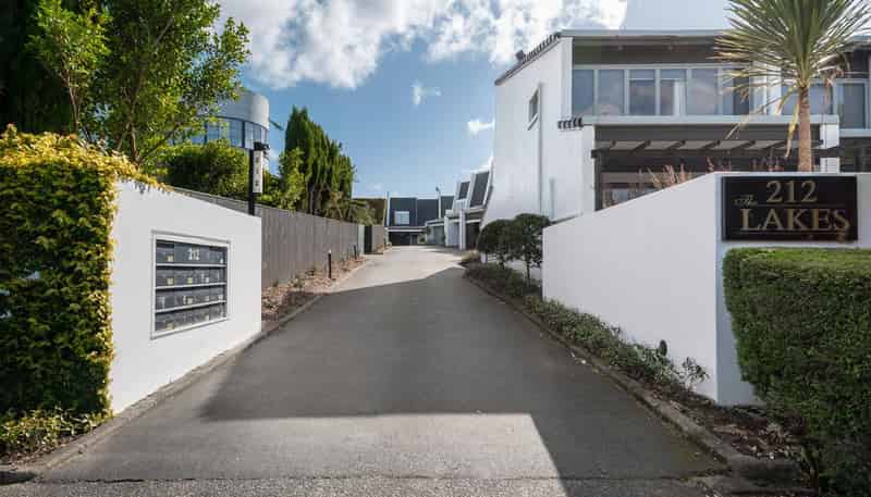  13/212 Hurstmere Road, Takapuna