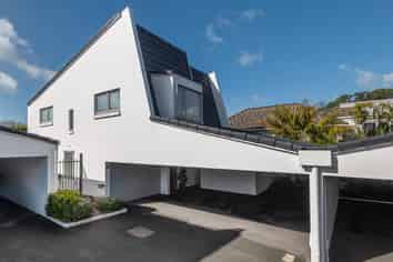  13/212 Hurstmere Road, Takapuna