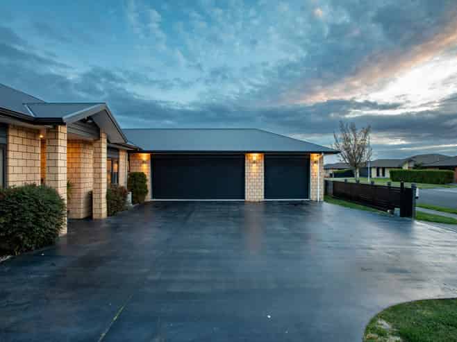 9 Aquila Crescent, Rototuna North