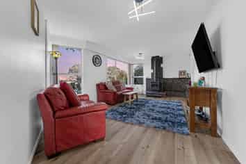 36 Felgrove Street, Glendene