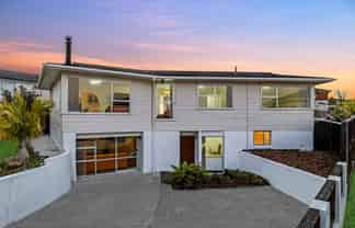 36 Felgrove Street, Glendene