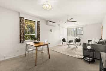 1/311 Ikanui Road, Frimley