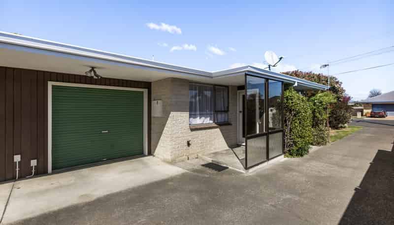 1/311 Ikanui Road, Frimley
