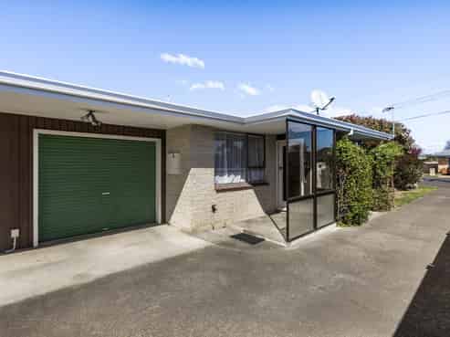 1/311 Ikanui Road, Frimley