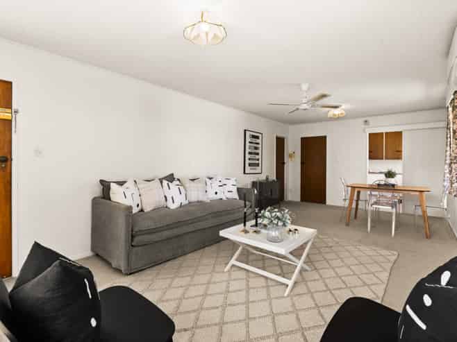 1/311 Ikanui Road, Frimley
