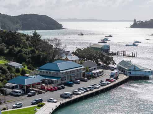 112 Waterfront Drive, Mangonui