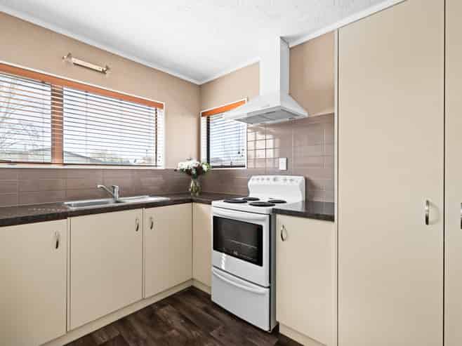 52 Hetley Crescent, Taradale