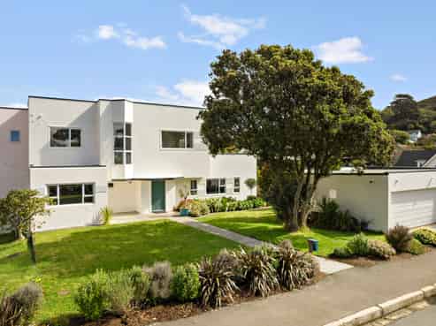 8 Lemnos Avenue, Karori