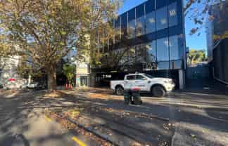 Standalone Office & Warehouse Opportunity on the City Fringe