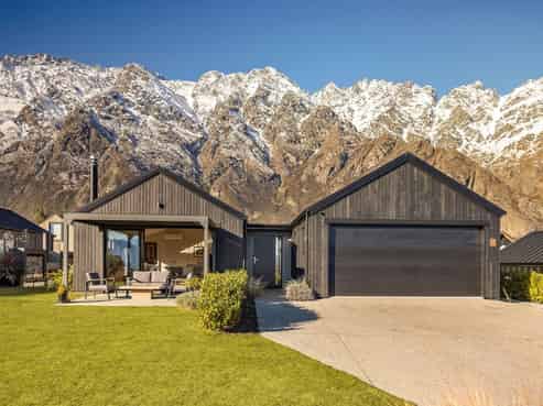 27 Glenfiddich Road, Jacks Point