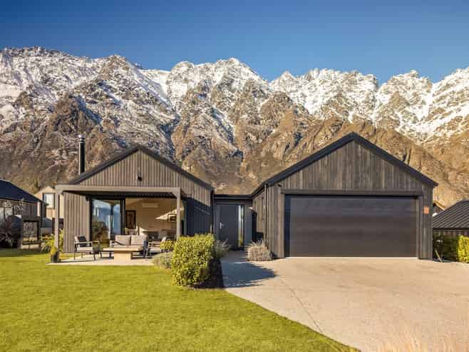 27 Glenfiddich Road, Jacks Point